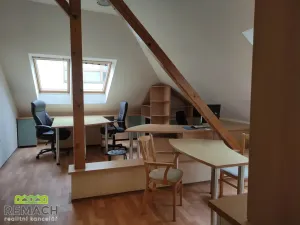 Pronájem kanceláře, Uherské Hradiště, Mariánské náměstí, 35 m2