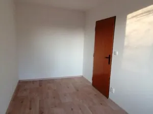 Pronájem bytu 3+1, Hradec Králové, Třebechovická, 66 m2