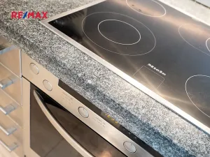 Prodej bytu 2+kk, Praha - Holešovice, Tovární, 77 m2