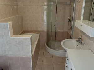 Prodej bytu 3+kk, Srní, 93 m2