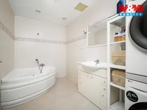 Prodej bytu 3+1, Plzeň - Jižní Předměstí, Skrétova, 105 m2