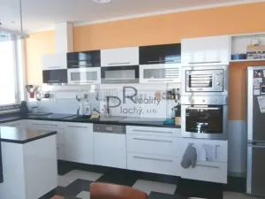 Pronájem bytu 2+1, Nový Šaldorf-Sedlešovice - Nový Šaldorf, Dlouhá, 100 m2