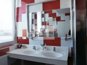 Pronájem bytu 2+1, Nový Šaldorf-Sedlešovice - Nový Šaldorf, Dlouhá, 100 m2