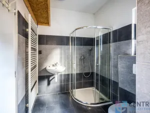 Prodej obchodního prostoru, Liberec - Liberec XV-Starý Harcov, Svobody, 146 m2