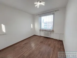 Pronájem bytu 2+kk, Krnov - Pod Bezručovým vrchem, Jesenická, 40 m2