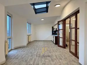 Pronájem bytu 1+kk, Olomouc, Libušina, 40 m2