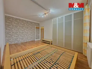 Pronájem bytu 1+1, Karviná - Mizerov, Borovského, 38 m2