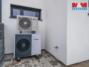 Prodej rodinného domu, Jirny, 276 m2