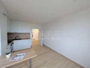 Prodej bytu 3+kk, Plzeň - Skvrňany, Lábkova, 52 m2