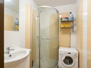 Prodej bytu 2+1, Praha - Ruzyně, Ciolkovského, 42 m2