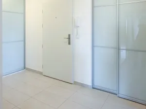 Pronájem bytu 3+kk, Praha - Strašnice, Zvěřinova, 85 m2