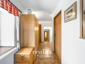 Prodej rodinného domu, Řásná, 179 m2