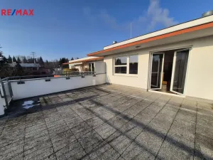 Pronájem bytu 1+kk, Praha - Ďáblice, Nad Akcízem, 34 m2