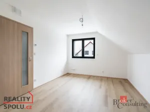 Prodej rodinného domu, Lovčice, 164 m2