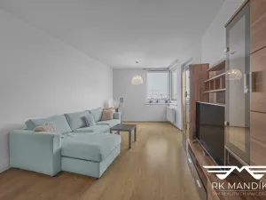 Pronájem bytu 2+kk, Praha - Prosek, Kytlická, 53 m2