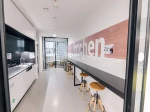 Pronájem kanceláře, Brno - Štýřice, Londýnské náměstí, 1720 m2