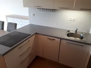 Prodej bytu 2+kk, Praha, Nepelova, 58 m2