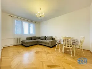 Prodej bytu 3+1, Plzeň - Lobzy, Pod Vrchem, 62 m2