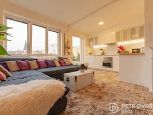 Pronájem bytu 3+kk, Praha - Vinohrady, Uruguayská, 98 m2