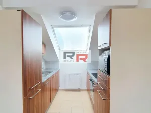 Pronájem bytu 2+kk, Olomouc - Nové Sady, Husitská, 60 m2