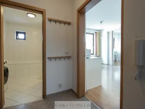 Pronájem bytu 2+kk, Praha - Košíře, Pod Klamovkou, 39 m2