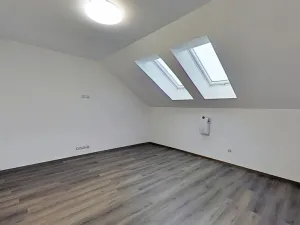 Pronájem bytu 3+1, Štoky, 97 m2