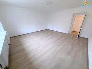 Pronájem bytu 3+1, Praha - Břevnov, Junácká, 77 m2