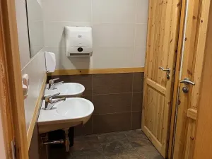 Pronájem restaurace, Horní Lhota, 338 m2