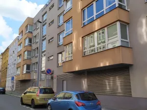 Pronájem bytu 2+kk, Praha, Kurta Konráda, 46 m2