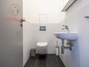 Pronájem bytu 4+kk, Praha - Jinonice, Pod stolovou horou, 114 m2