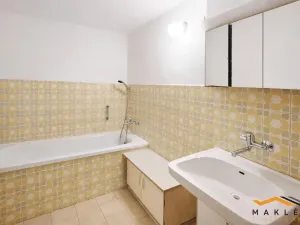 Pronájem rodinného domu, Dačice - Dačice III, Vápovská, 200 m2