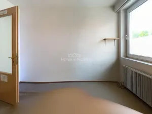 Pronájem výrobních prostor, Židlochovice, Žerotínovo nábřeží, 985 m2