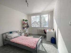 Prodej bytu 4+1, Praha - Prosek, Mimoňská, 74 m2