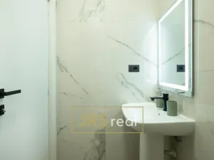 Prodej bytu 1+kk, Durrës, Albánie, 25 m2