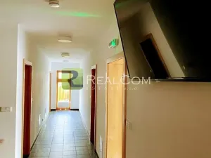 Pronájem bytu 1+kk, Praha - Újezd nad Lesy, Starokolínská, 27 m2