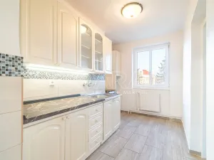 Pronájem bytu 3+1, Kralupy nad Vltavou - Mikovice, 28. října, 64 m2