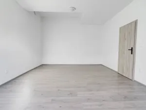 Prodej bytu 2+kk, Trutnov - Poříčí, Voletinská, 50 m2