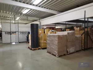 Pronájem skladu, Jesenice, 360 m2