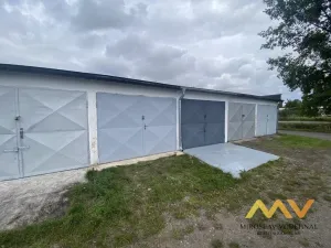 Pronájem garáže, Hradec Králové, U Mostku, 19 m2