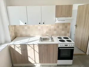 Pronájem bytu 1+1, Kladno, plk. Stříbrného, 40 m2