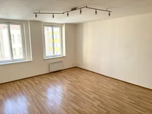 Pronájem bytu 1+1, Kladno, plk. Stříbrného, 40 m2