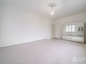 Prodej bytu 3+1, Karlovy Vary - Drahovice, Vítězná, 93 m2