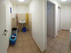 Pronájem skladu, Osov, 2385 m2