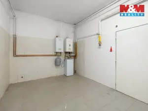 Pronájem obchodního prostoru, Kladno, Čechova, 174 m2