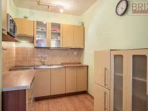 Pronájem bytu 2+kk, Praha, Kurzova, 43 m2
