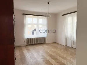 Pronájem bytu 2+1, Praha, Na stráži, 80 m2