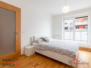 Pronájem bytu 3+kk, Praha - Řeporyje, Wiesenthalova, 76 m2