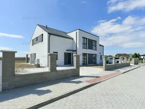 Prodej rodinného domu, Slaný, 156 m2