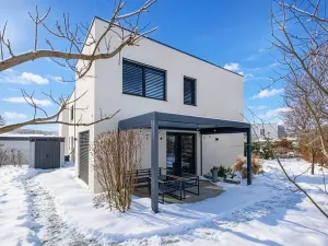 Pronájem rodinného domu, Praha - Březiněves, Skřivánčí, 157 m2