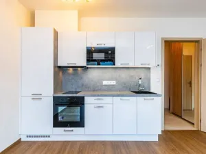 Pronájem bytu 1+kk, Praha - Záběhlice, Klapálkova, 31 m2